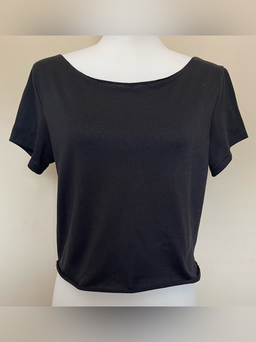 SHEIN Black Short Sleeve Boatneck Cropped Tee, Size M